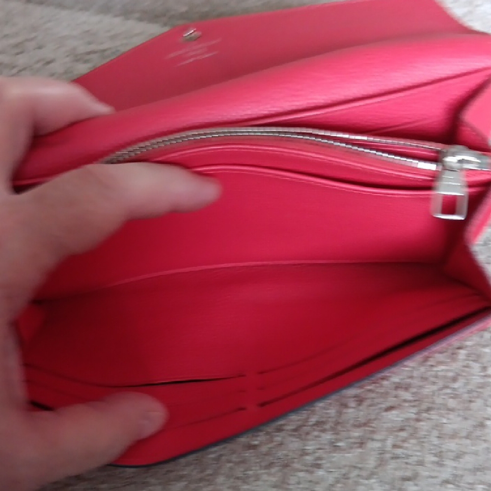 Louis Vuitton Empreinte Sarah Red Leather Envelope Wallet - Picture 10 of 16